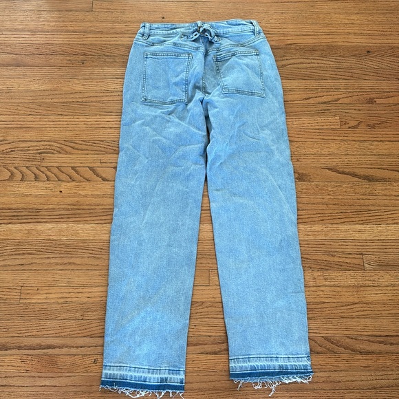 TT Studios Jeans - Picture 3 of 4